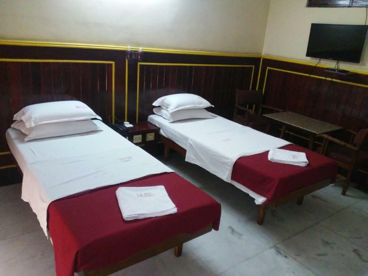 Sarmani Hotels Pvt. Ltd Chennai Exteriör bild